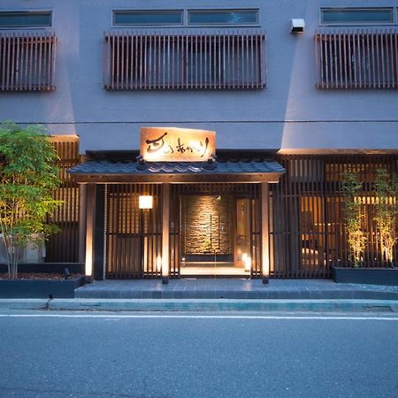 Готель Aizu Higashiyama Onsen Tsuki No Akari Екстер'єр фото
