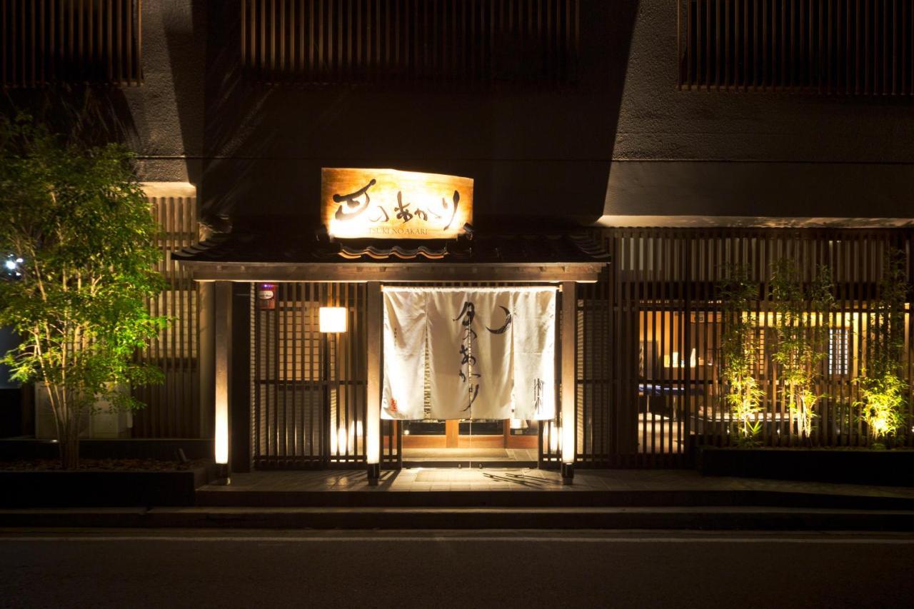 Готель Aizu Higashiyama Onsen Tsuki No Akari Екстер'єр фото
